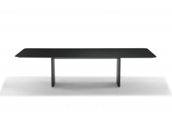 MESA DE COMEDOR TRAVES