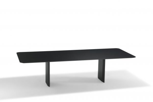 MESA DE COMEDOR TRAVES